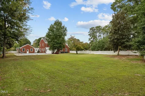 800 S Howard Circle Tarboro NC 27886