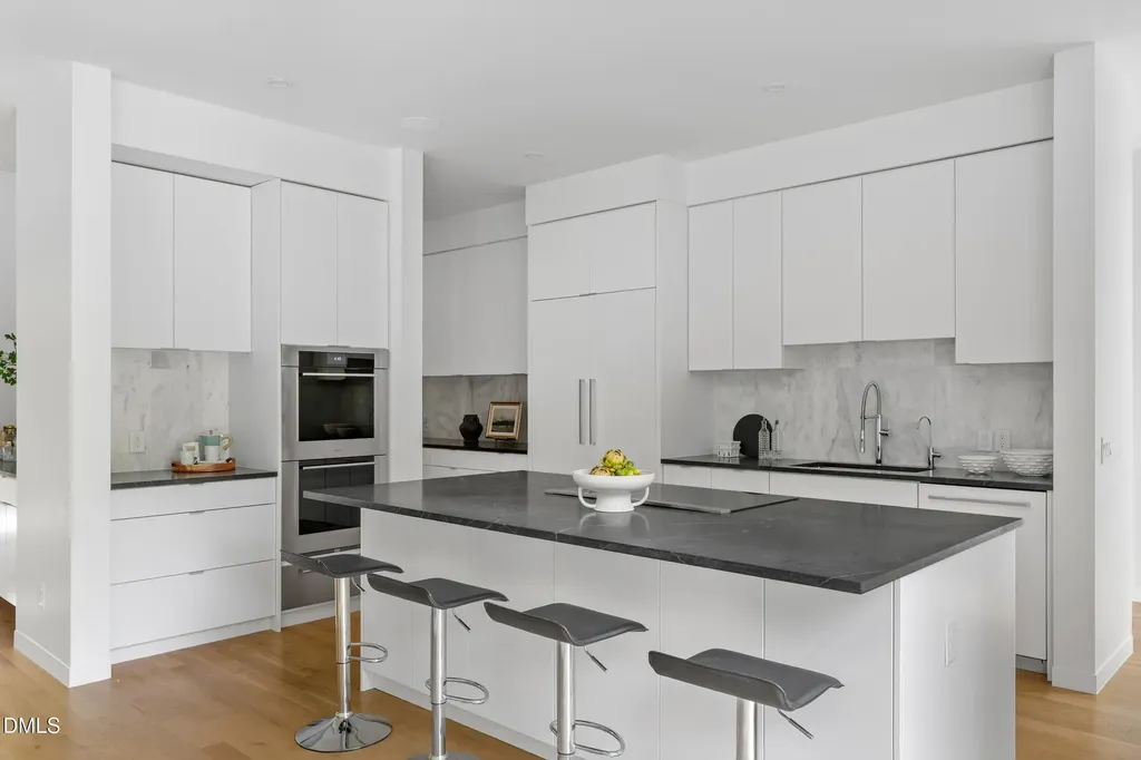 711 Berryhill Drive Chapel Hill NC 27516