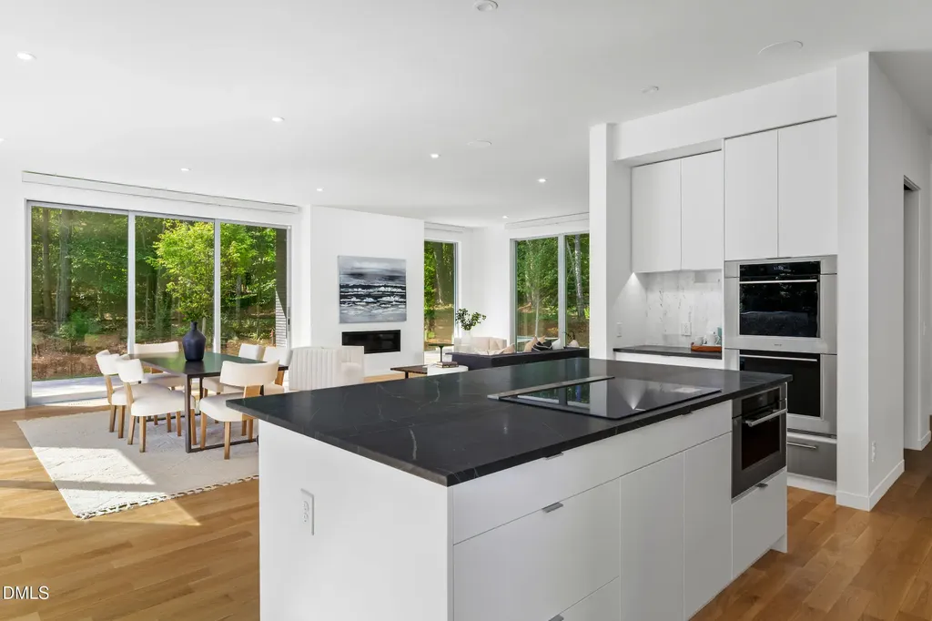 711 Berryhill Drive Chapel Hill NC 27516