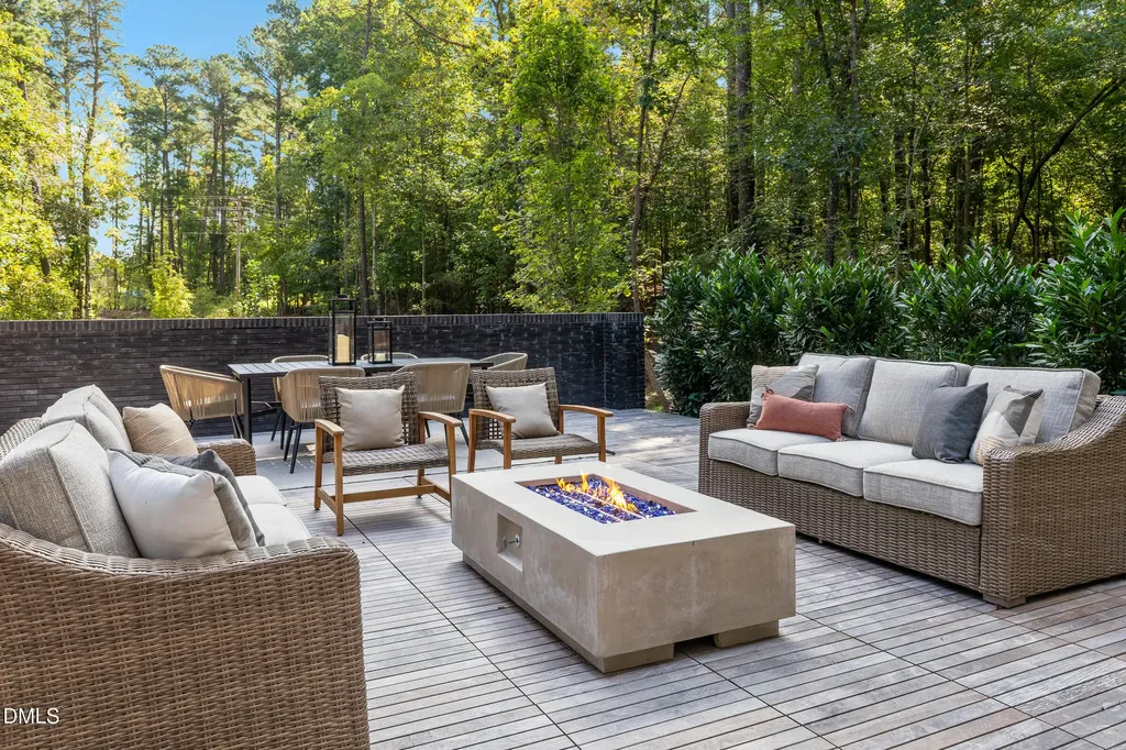 711 Berryhill Drive Chapel Hill NC 27516