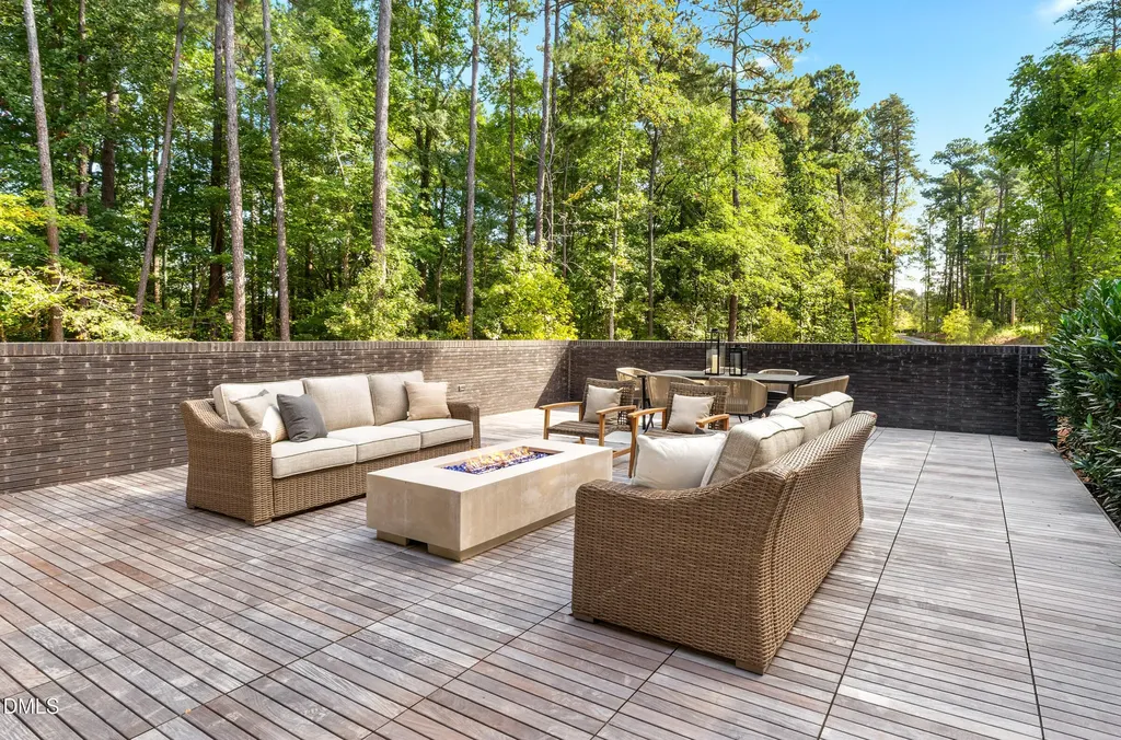 711 Berryhill Drive Chapel Hill NC 27516