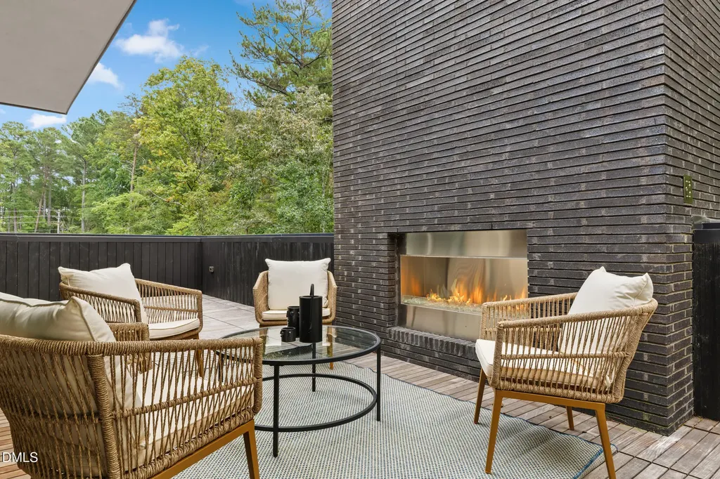 711 Berryhill Drive Chapel Hill NC 27516