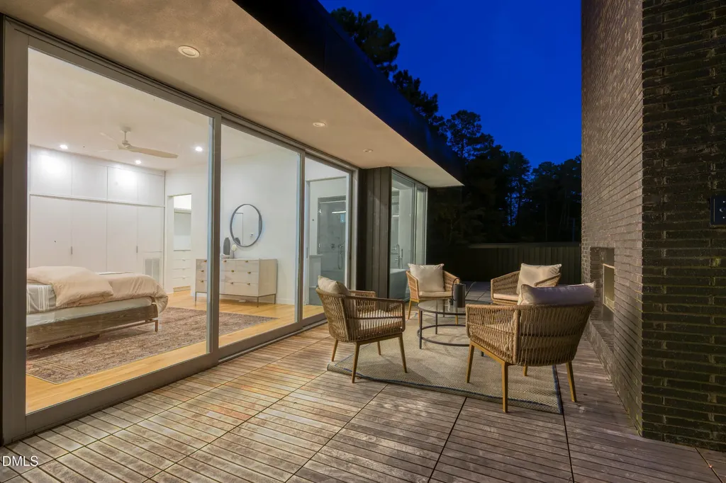 711 Berryhill Drive Chapel Hill NC 27516