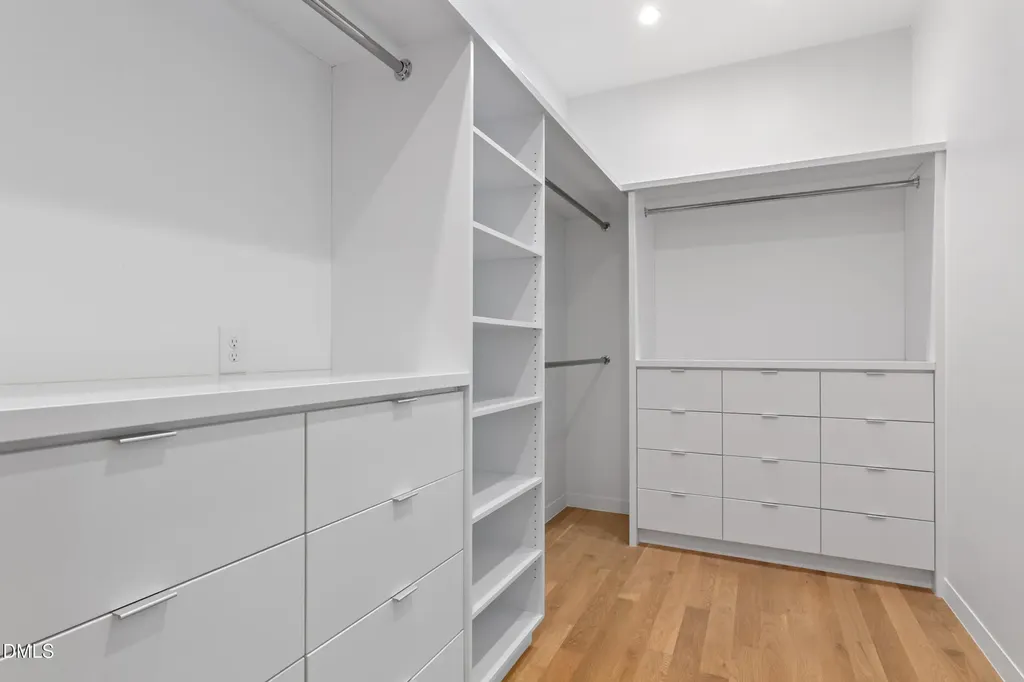 711 Berryhill Drive Chapel Hill NC 27516