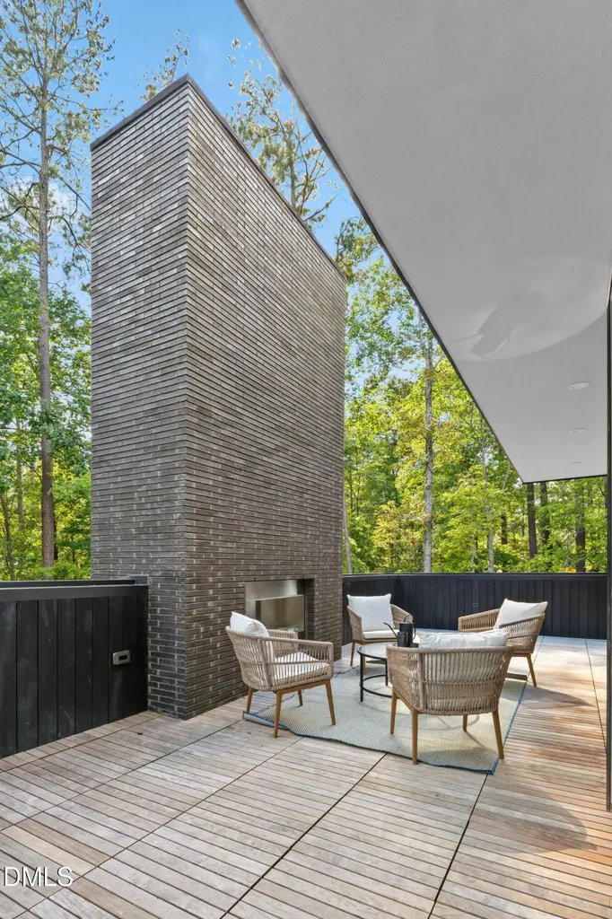 711 Berryhill Drive Chapel Hill NC 27516