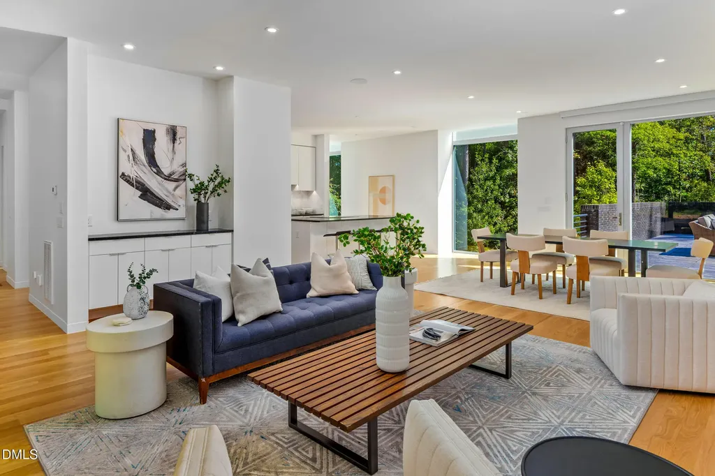 711 Berryhill Drive Chapel Hill NC 27516