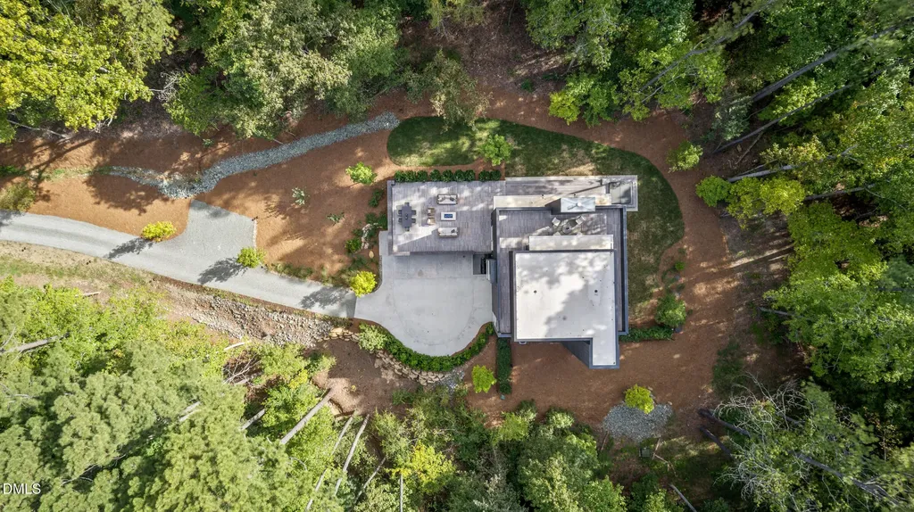 711 Berryhill Drive Chapel Hill NC 27516