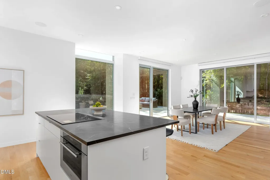 711 Berryhill Drive Chapel Hill NC 27516