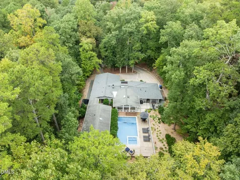 1812 Rolling Road Chapel Hill NC 27514