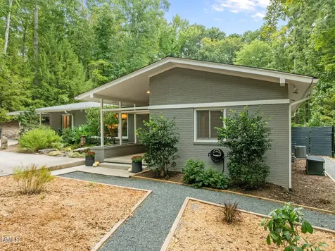1812 Rolling Road Chapel Hill NC 27514