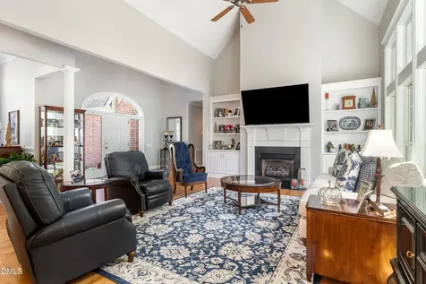 512 W Franklin Street Zebulon NC 27597