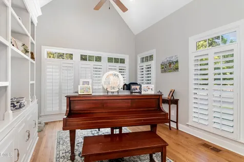 512 W Franklin Street Zebulon NC 27597