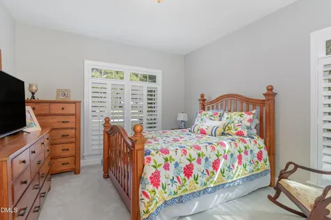 512 W Franklin Street Zebulon NC 27597