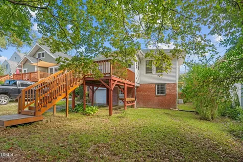 321 N Steele Street Sanford NC 27330