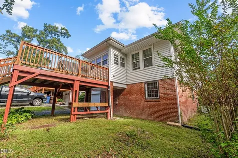 321 N Steele Street Sanford NC 27330