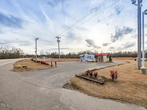 58 Buffalo Lake Road Sanford NC 27332