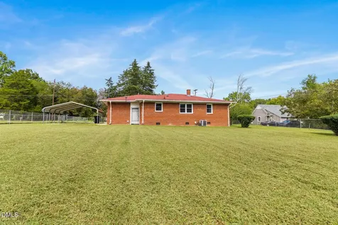 936 Eaton Street Henderson NC 27536