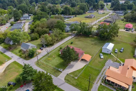 936 Eaton Street Henderson NC 27536