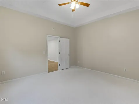 210 W Oak Street Zebulon NC 27597