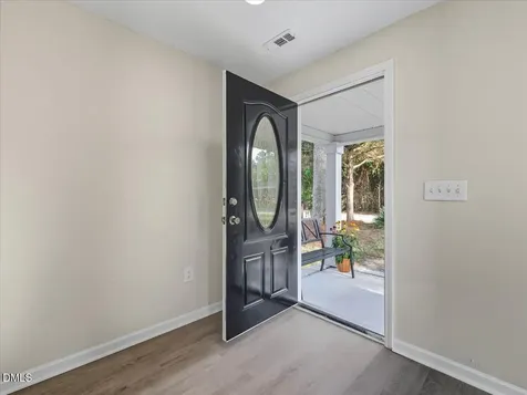 210 W Oak Street Zebulon NC 27597