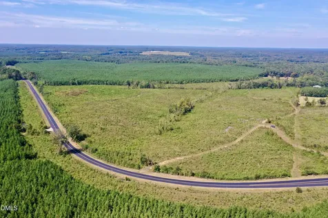 4093 Nc Highway 42 Goldston NC 27252