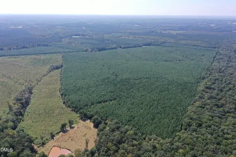 4093 Nc Highway 42 Goldston NC 27252