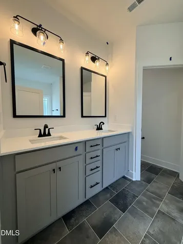 102 Brighton Street La Grange NC 28551