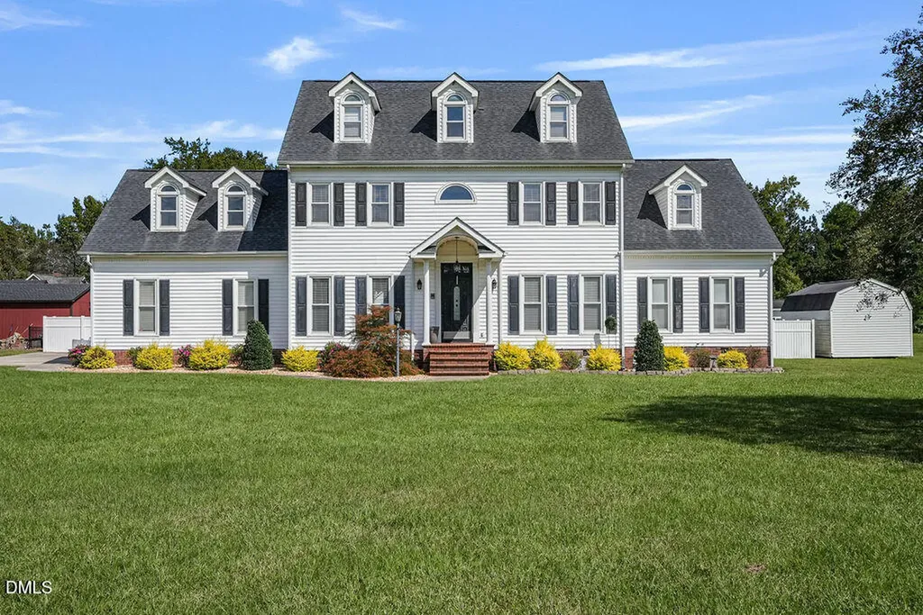 121 Erwin Avenue Erwin NC 28339