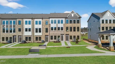 778 Ballyneal Alley Cary NC 27513