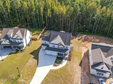 613 Darian Woods Holly Springs NC 27540