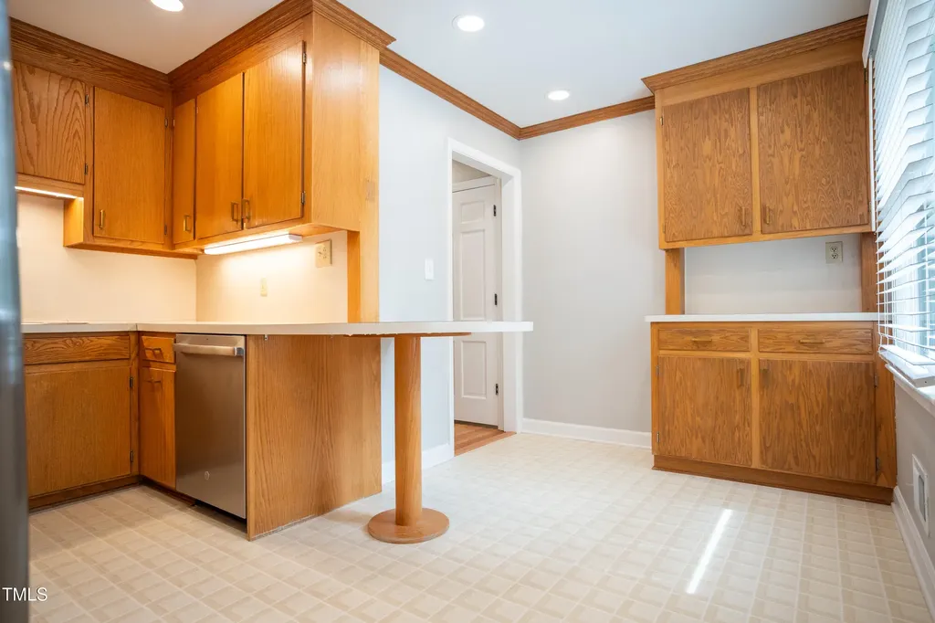 4813 Glen Forest Drive Raleigh NC 27612