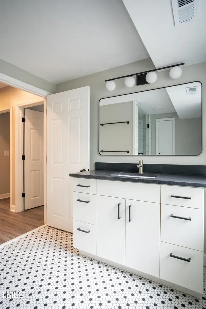 4813 Glen Forest Drive Raleigh NC 27612