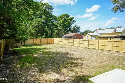 737 Grover Lane Burlington NC 27217
