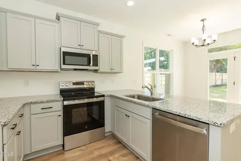 737 Grover Lane Burlington NC 27217