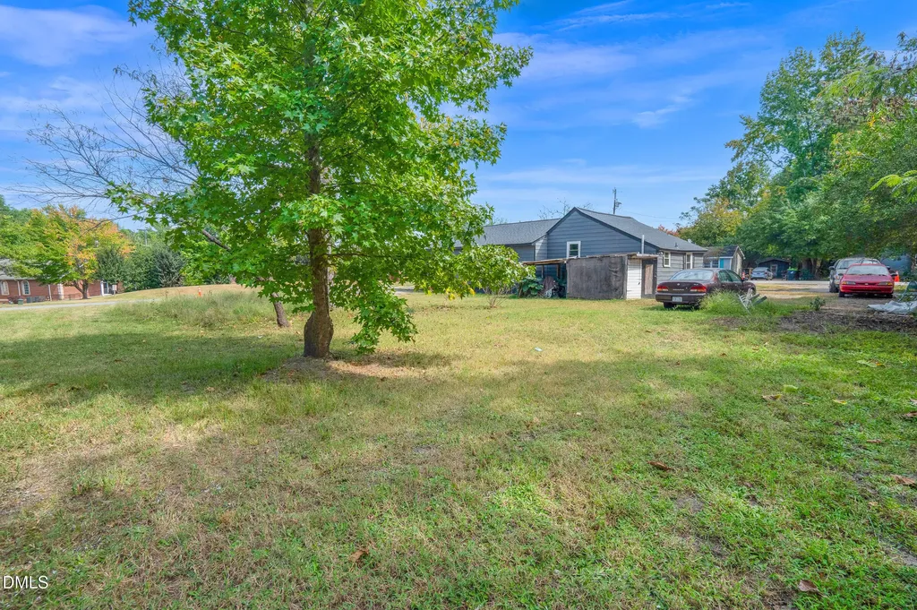 321 Blalock Street Holly Springs NC 27540