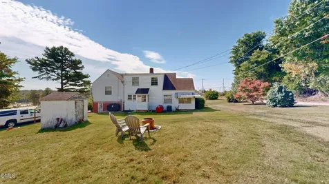 1823 E Salisbury Street Asheboro NC 27203