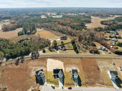 25 Diamond Creek Drive Zebulon NC 27597