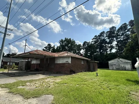 5854 Nc-48 Battleboro NC 27809