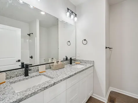 109 W Old Glencoe Road Burlington NC 27217