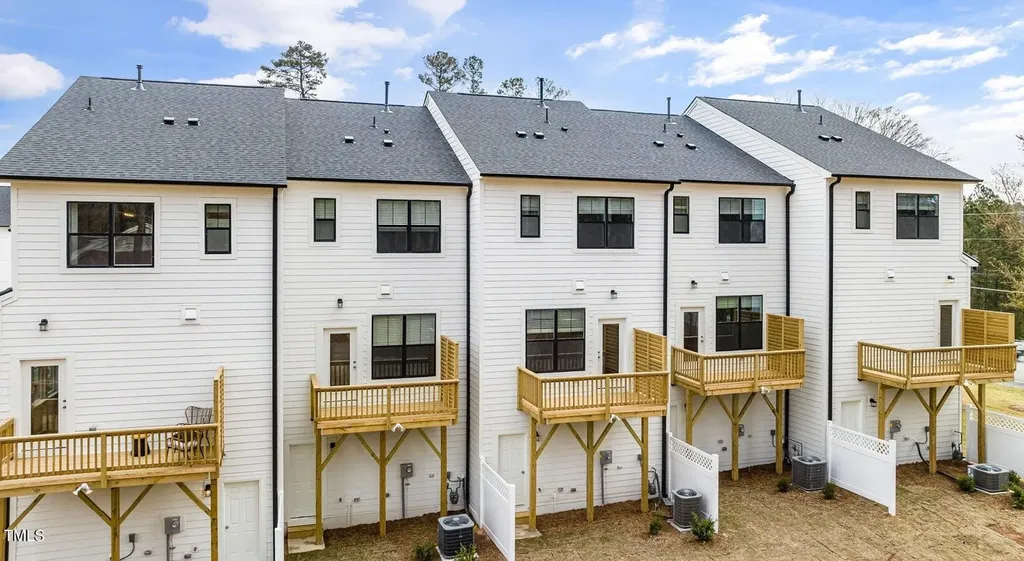 3709 Nova Star Lane Raleigh NC 27612