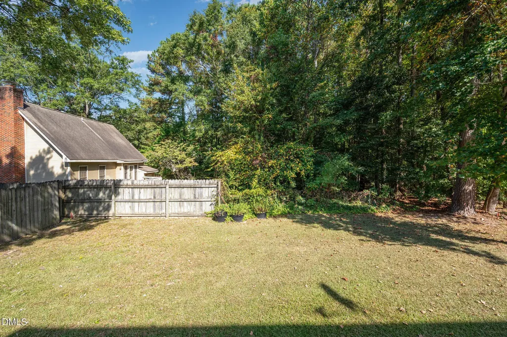 3605 Iron Sight Court Raleigh NC 27616