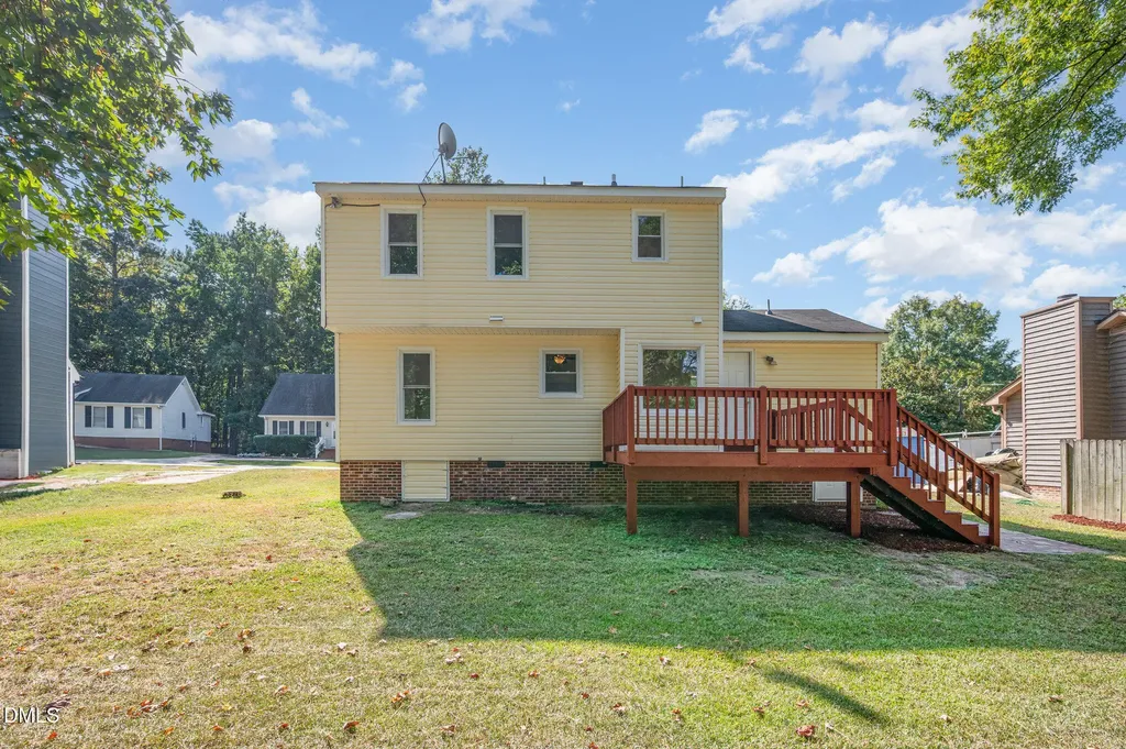 3605 Iron Sight Court Raleigh NC 27616