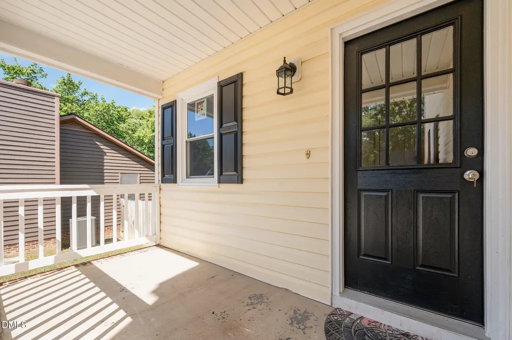 3605 Iron Sight Court Raleigh NC 27616