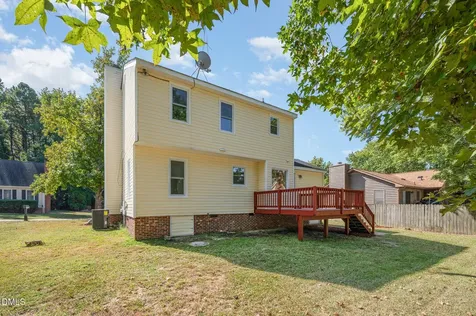 3605 Iron Sight Court Raleigh NC 27616