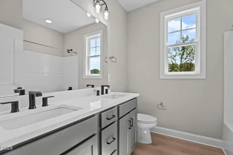 70 Livingston Lane Zebulon NC 27597