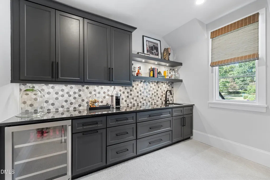 1304 Ivy Lane Raleigh NC 27609