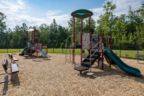 1532 Ivy Meadow Lane Zebulon NC 27597