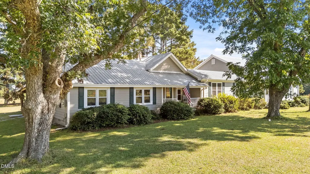 1208 Peach Orchard Road Four Oaks NC 27524