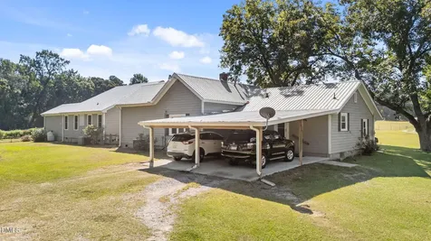 1208 Peach Orchard Road Four Oaks NC 27524