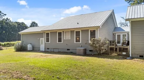 1208 Peach Orchard Road Four Oaks NC 27524